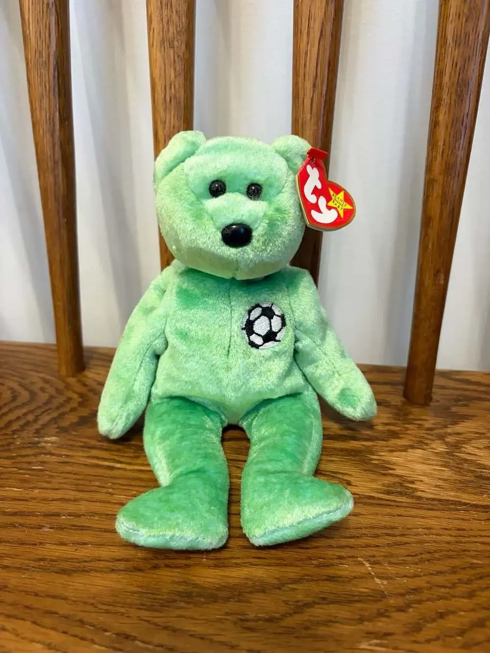 Ty Beanie Baby Kicks The Bear Soccer Ball